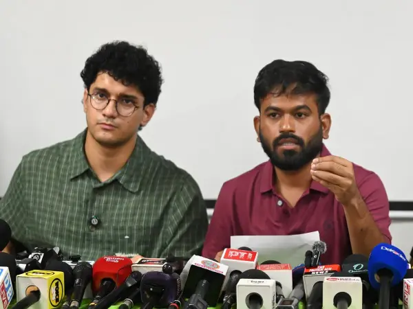 PM Deepfake Case: PM से जुड़ी डीपफेक तस्वीर मामले में CJP नेताओं को नोटिस